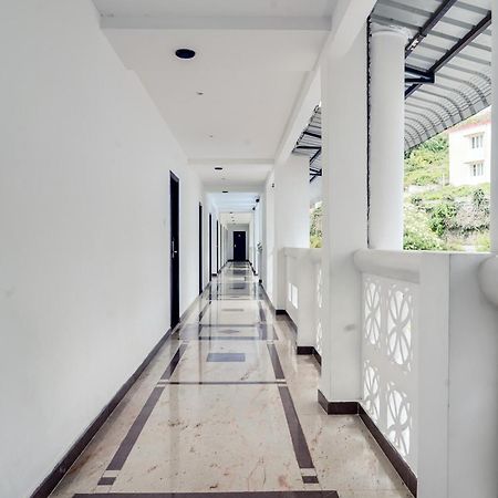 فندق Collection O Coastal Grand Kurunji Meredian كوديكانال المظهر الخارجي الصورة