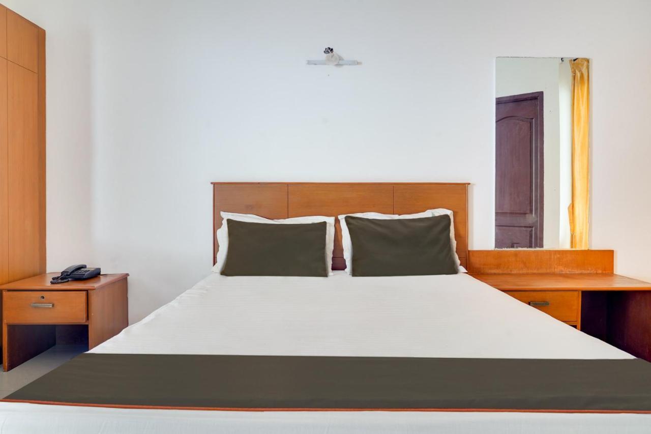 فندق Collection O Coastal Grand Kurunji Meredian كوديكانال المظهر الخارجي الصورة