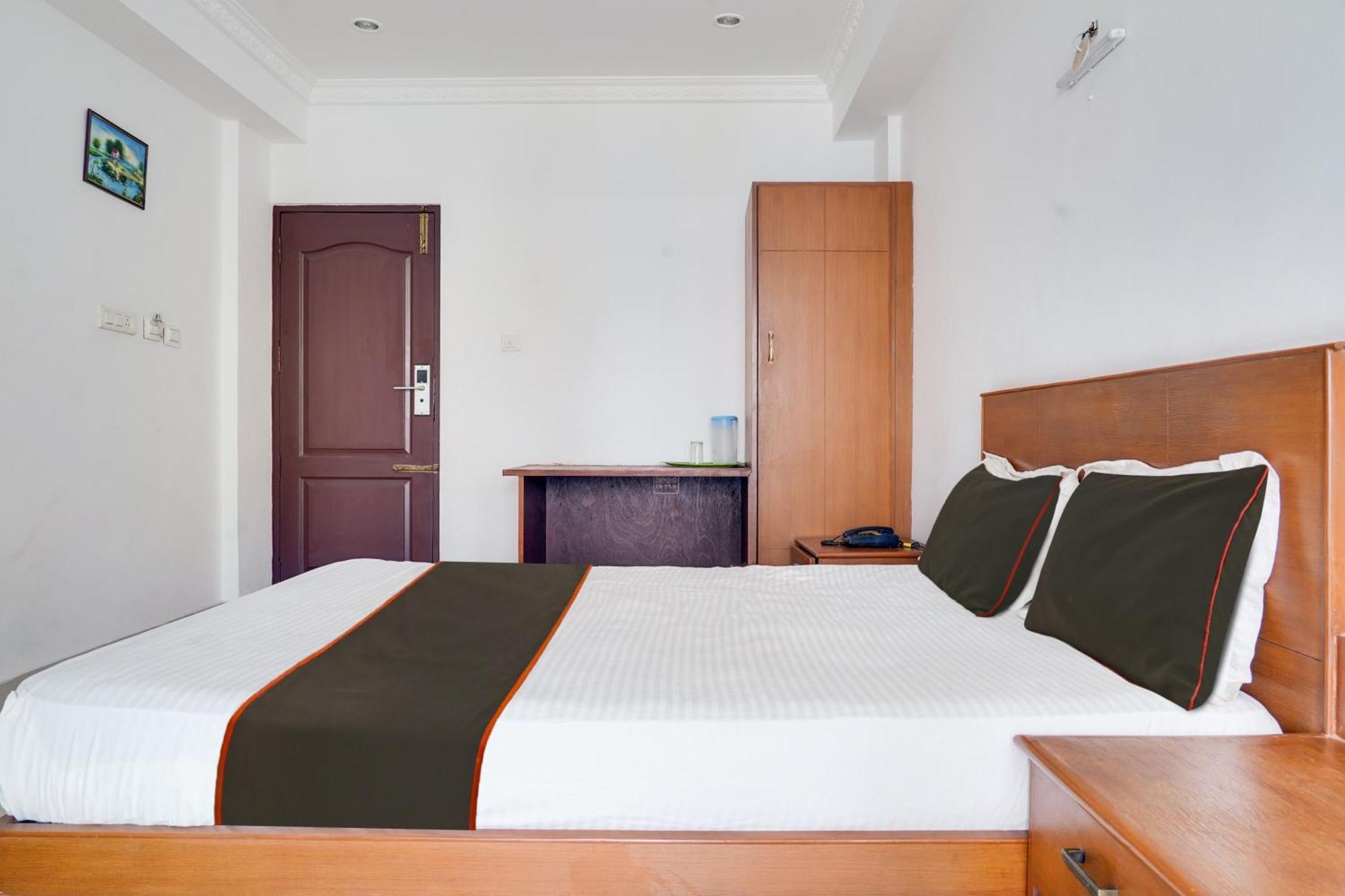 فندق Collection O Coastal Grand Kurunji Meredian كوديكانال المظهر الخارجي الصورة